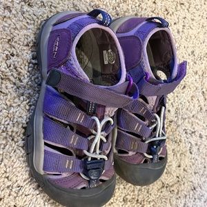 Girl’s Newport H2 Keens